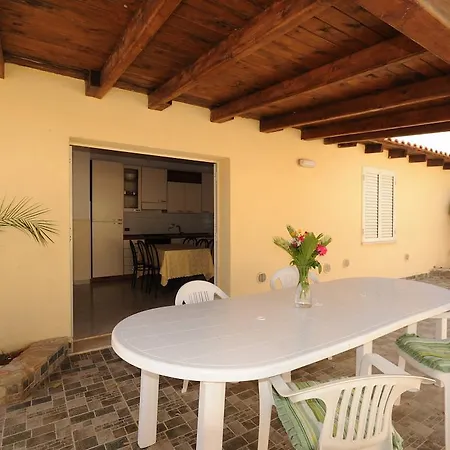 Apartment Oasi Lamia