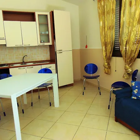 Oasi Lamia Apartment *