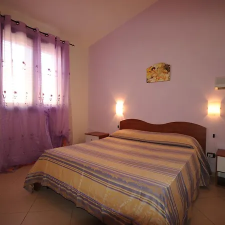 Apartment Oasi Lamia *